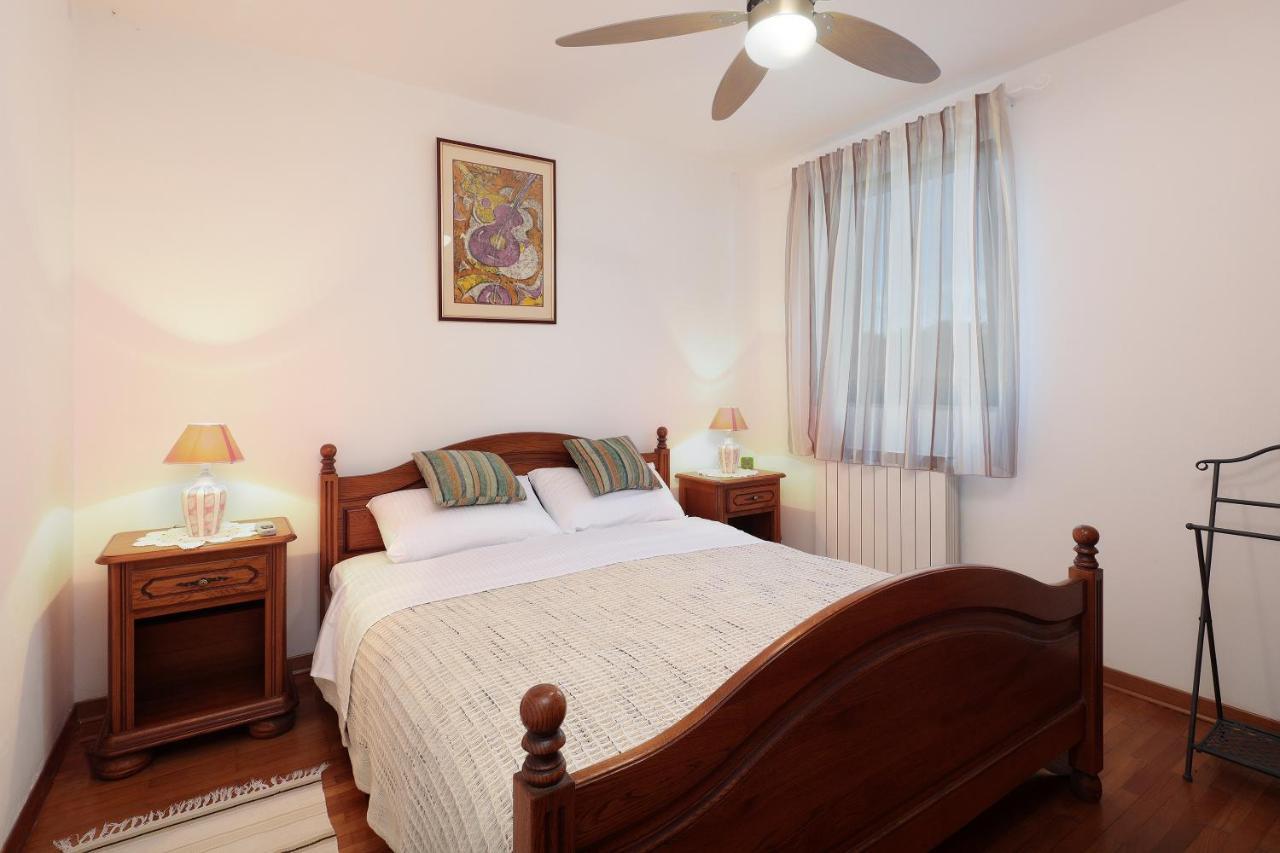 Apartman Villa Marina Rakalj Ngoại thất bức ảnh